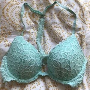 PINK VICTORIAS SECRET LACE BRA